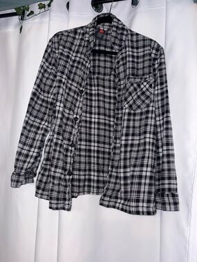 Hanes Black and White Plaid Shirt